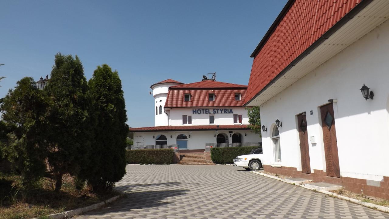 Hotel Styria Chvalovice  Exterior photo