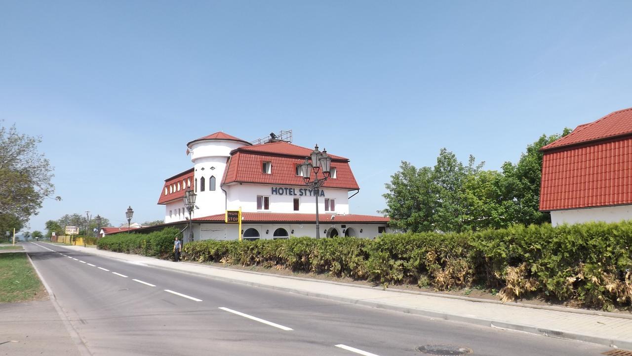 Hotel Styria Chvalovice  Exterior photo